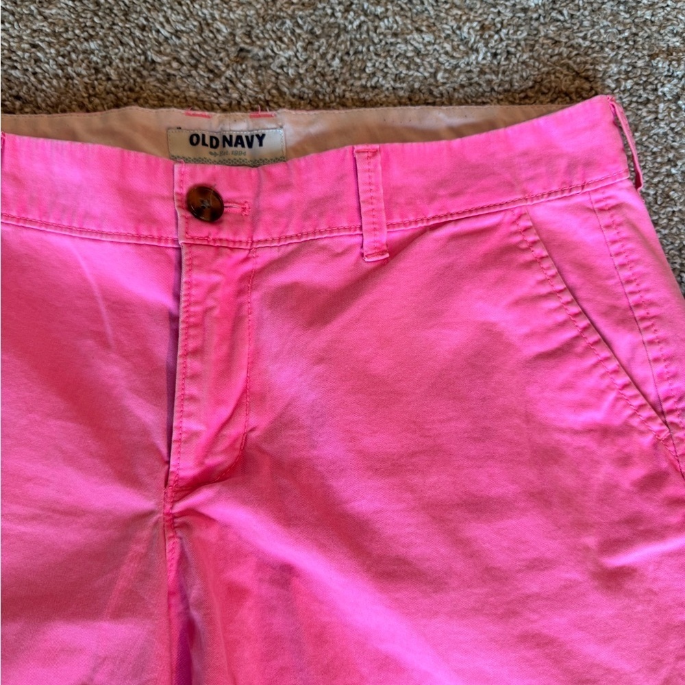 Old Navy Pink Shorts Casual Style pink twill 4.5 in inseam - Picture 3 of 8